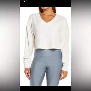 ALO Yoga Ribbed V-Neck Cropped Sweatshirt in Cream